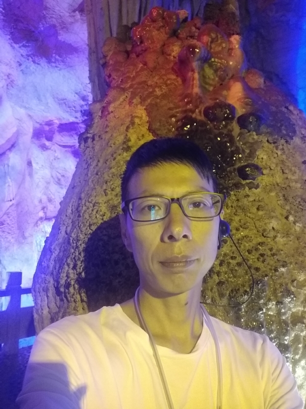 红叶的第一张照片--天台认干亲服务网